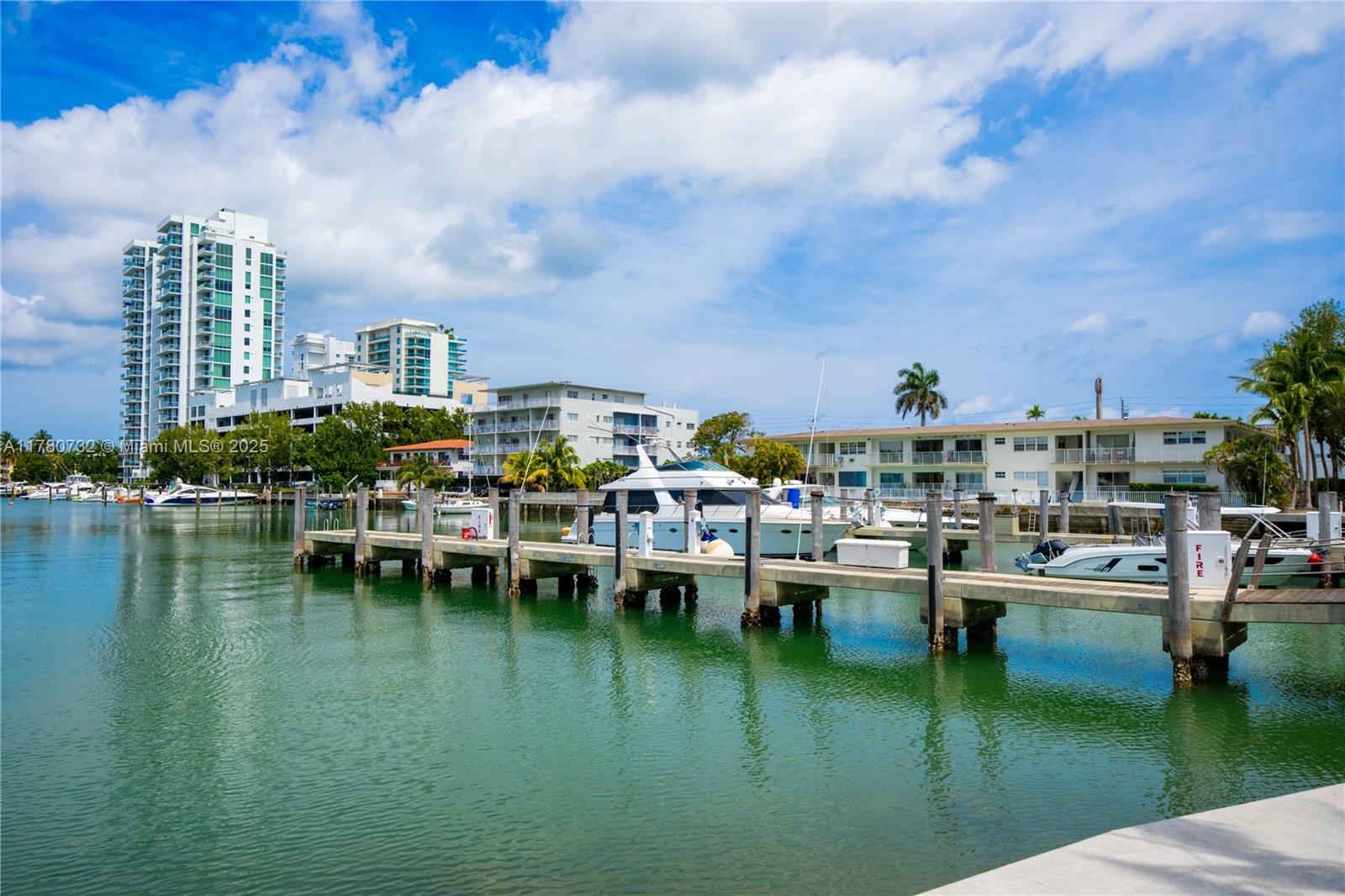 7900 Harbor Island Dr 1026