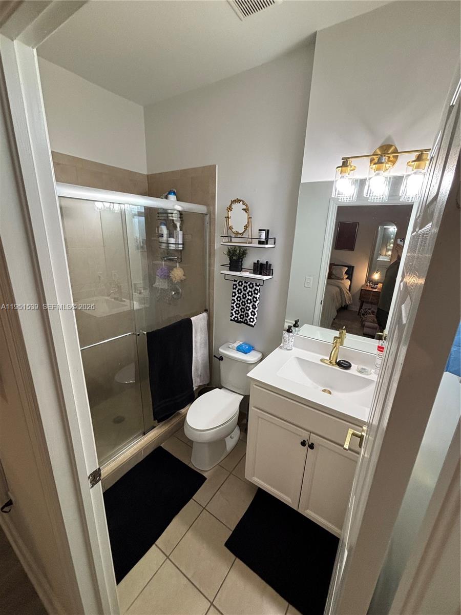 FIJI CONDO NO 1 - Residential