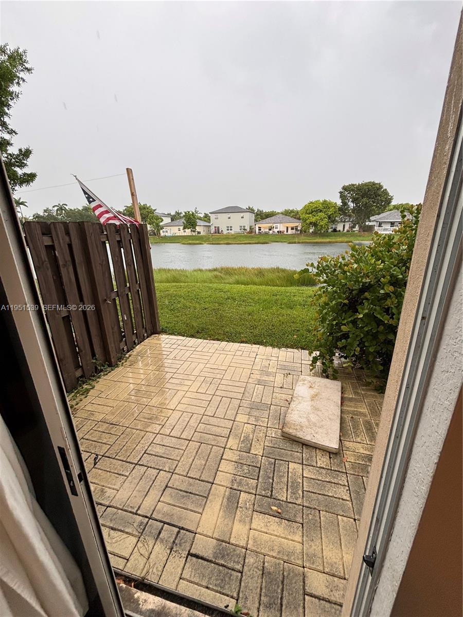 FIJI CONDO NO 1 - Residential