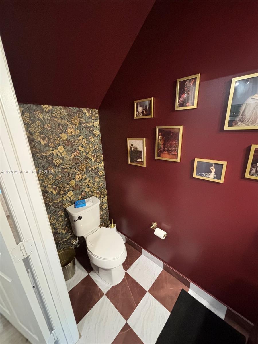 FIJI CONDO NO 1 - Residential