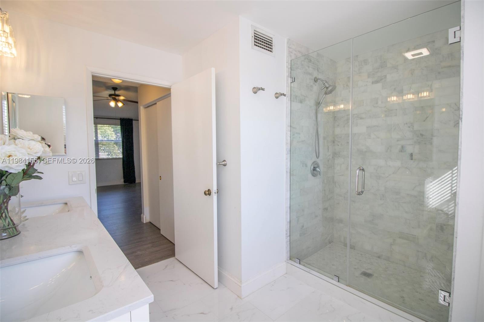 HAWKES BLUFF - Residential Lease