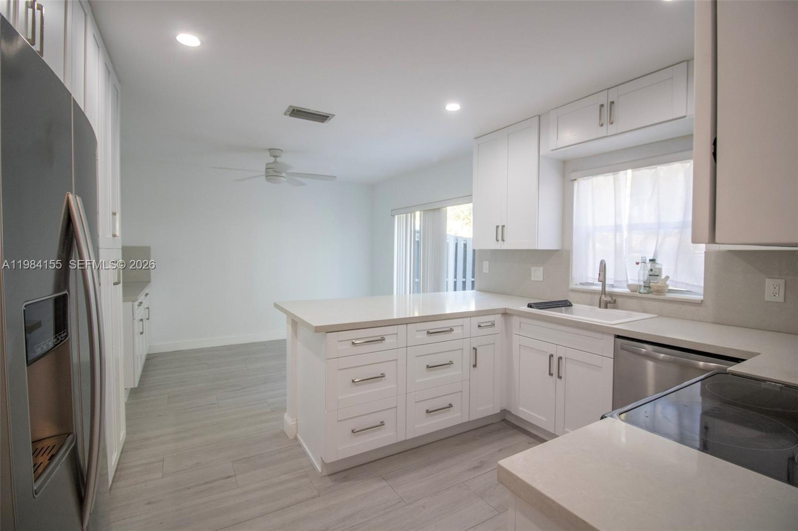 HAWKES BLUFF - Residential Lease