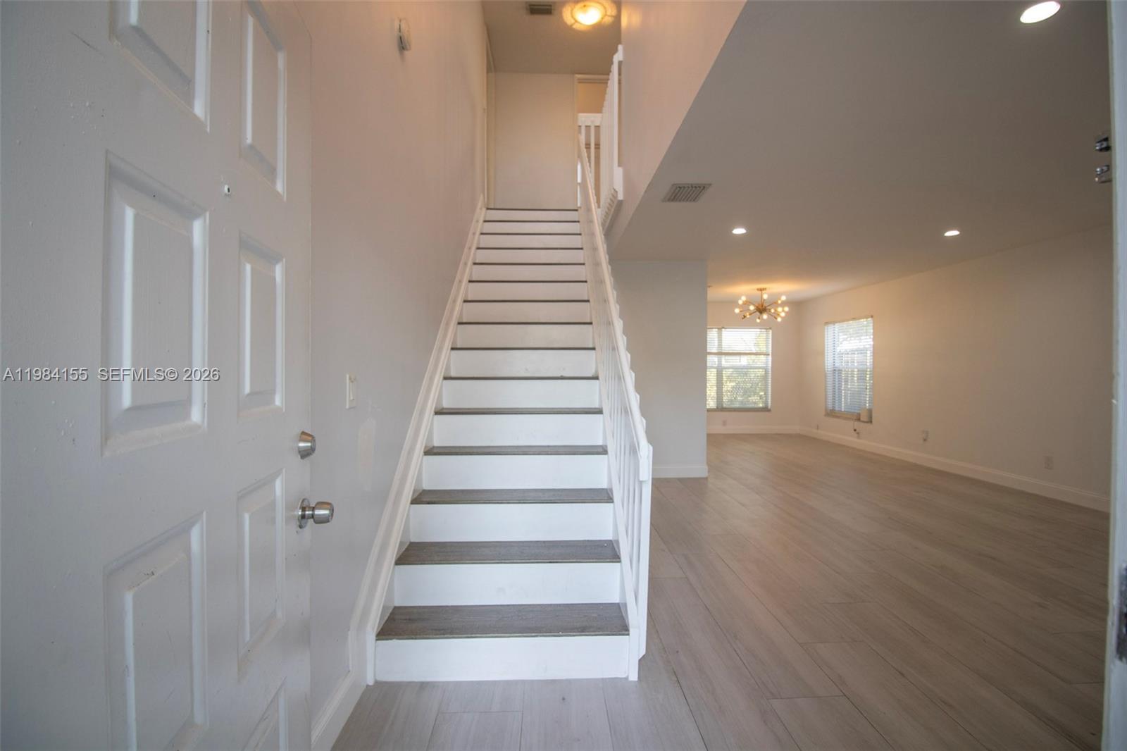 HAWKES BLUFF - Residential Lease