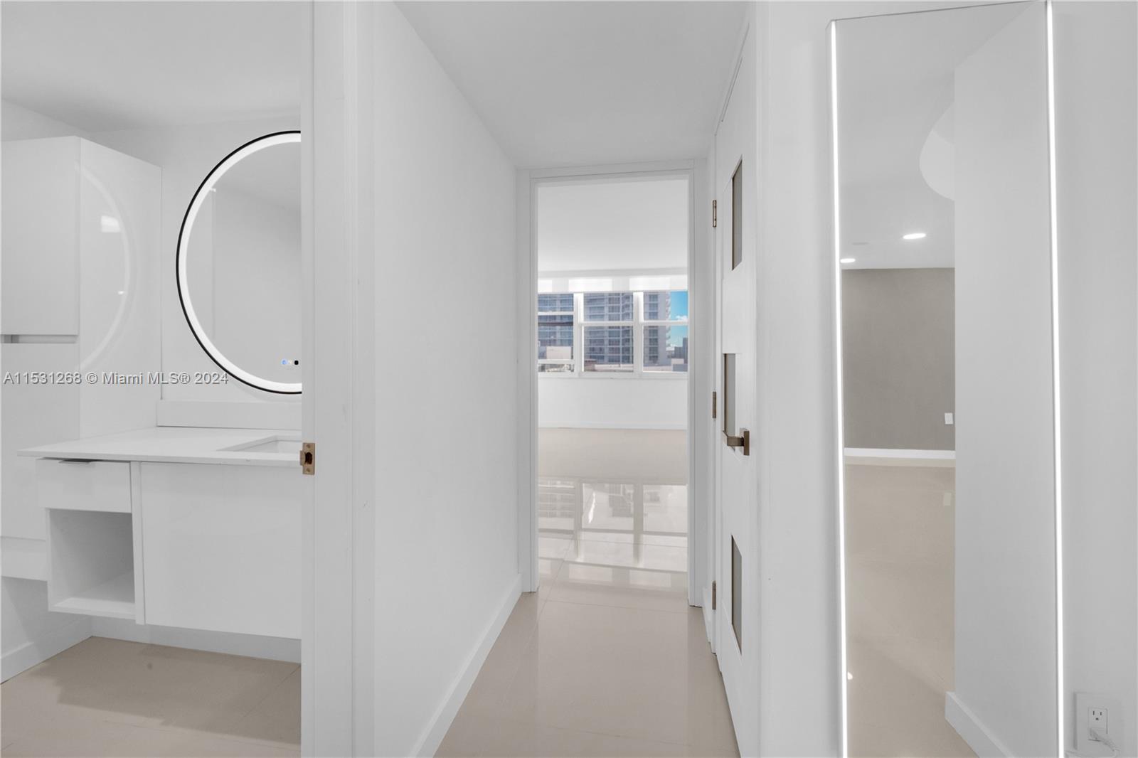 AQUARIUS CONDO - Residential