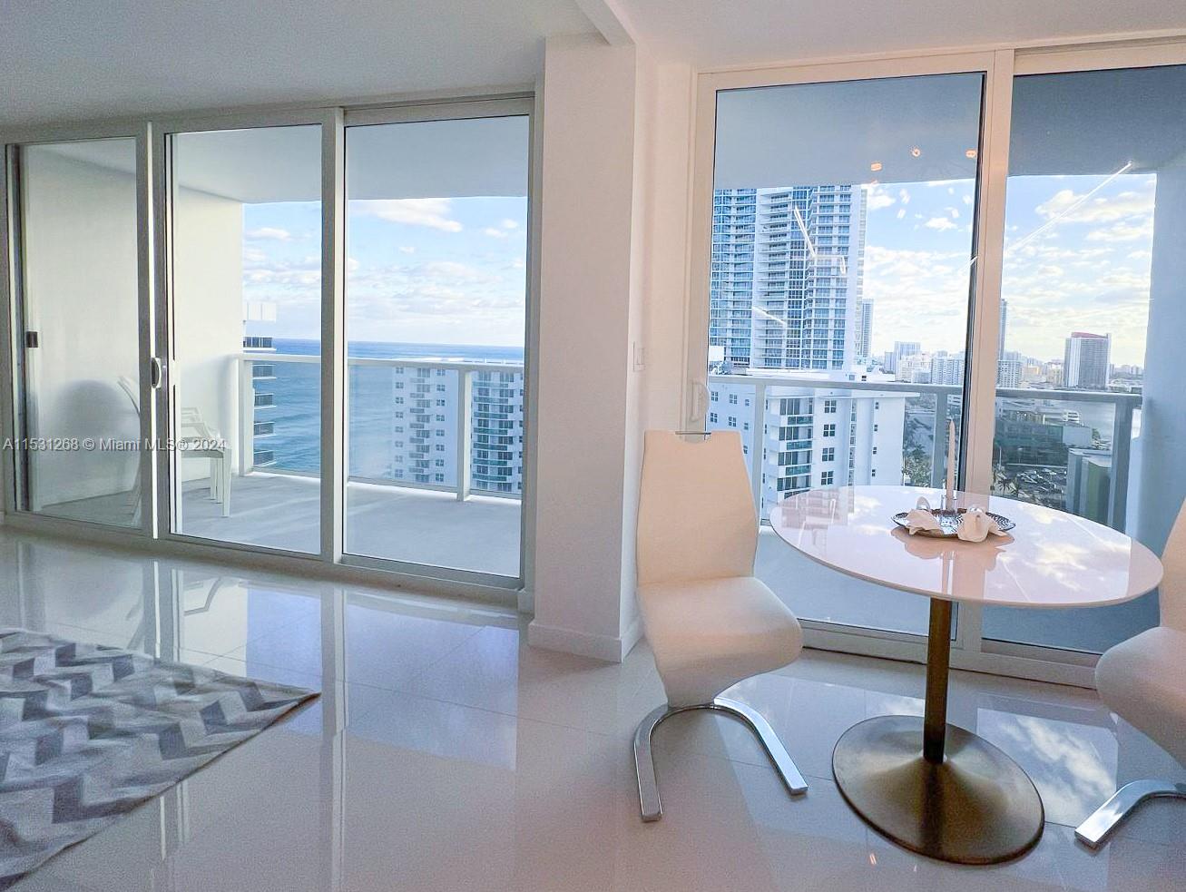 AQUARIUS CONDO - Residential