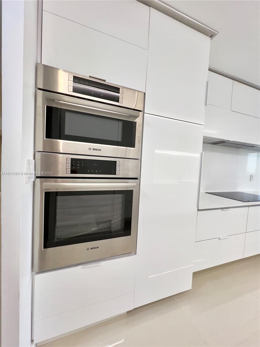 AQUARIUS CONDO - Residential