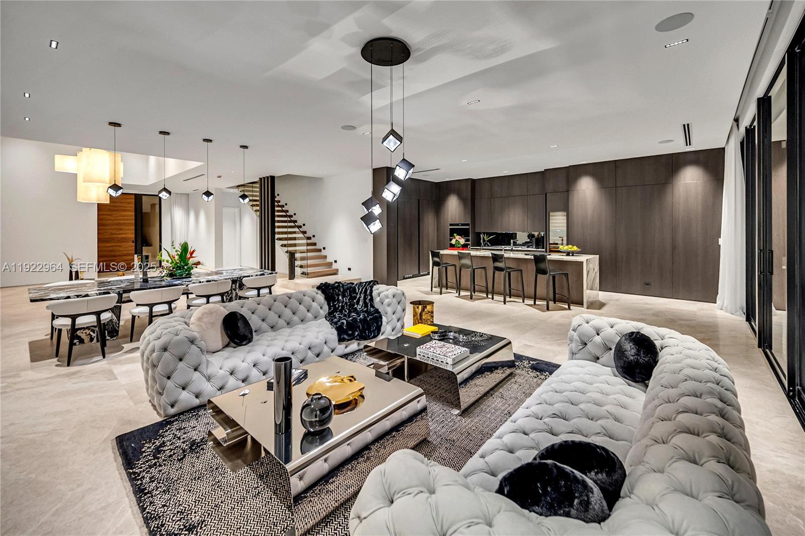 BISCAYNE BEACH-2ND ADDN - Residential