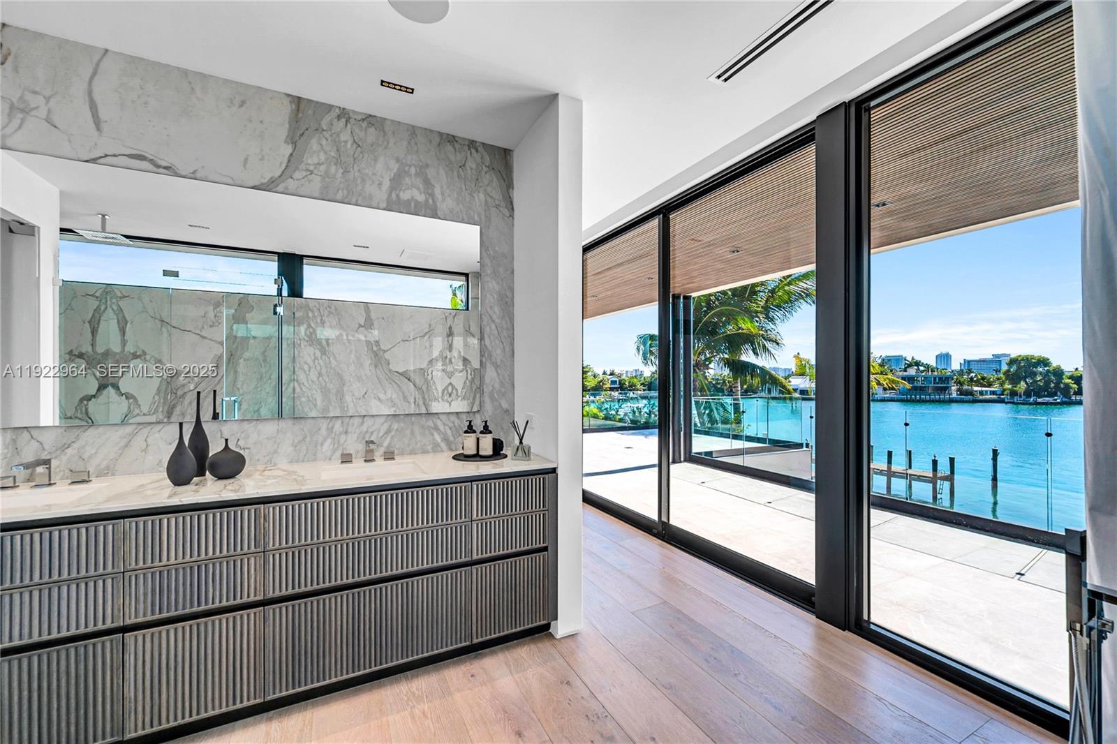 BISCAYNE BEACH-2ND ADDN - Residential
