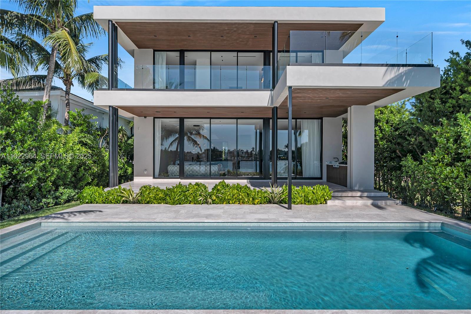 BISCAYNE BEACH-2ND ADDN - Residential