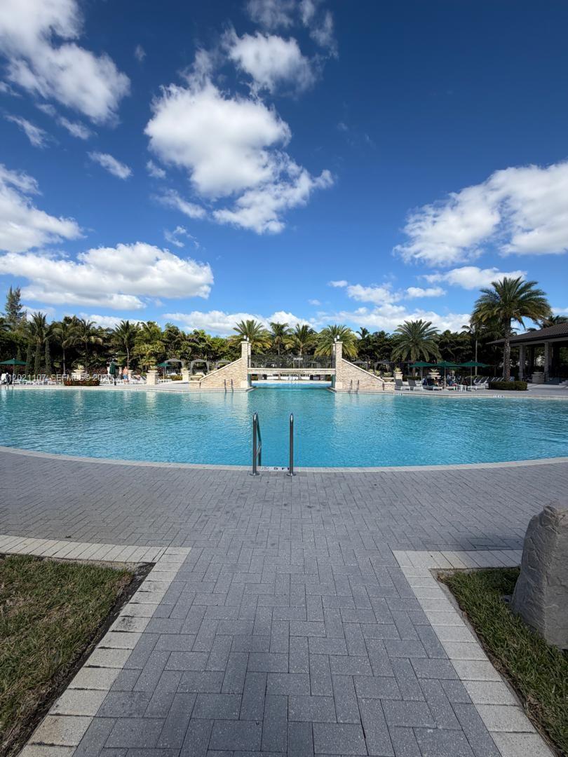 ISLES AT GRAND BAY - Residential