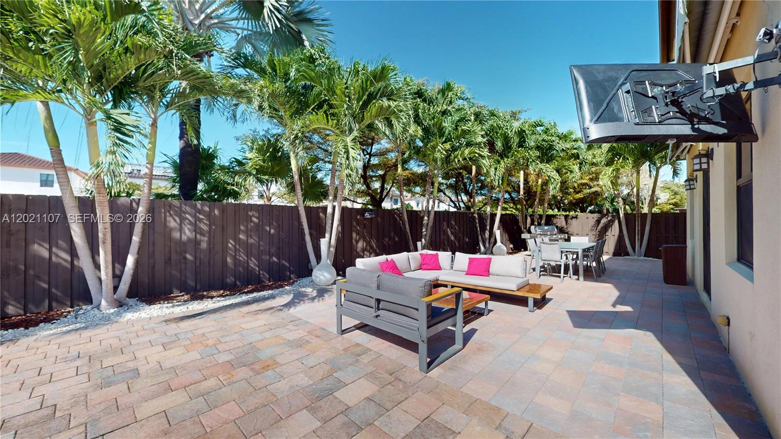 ISLES AT GRAND BAY - Residential