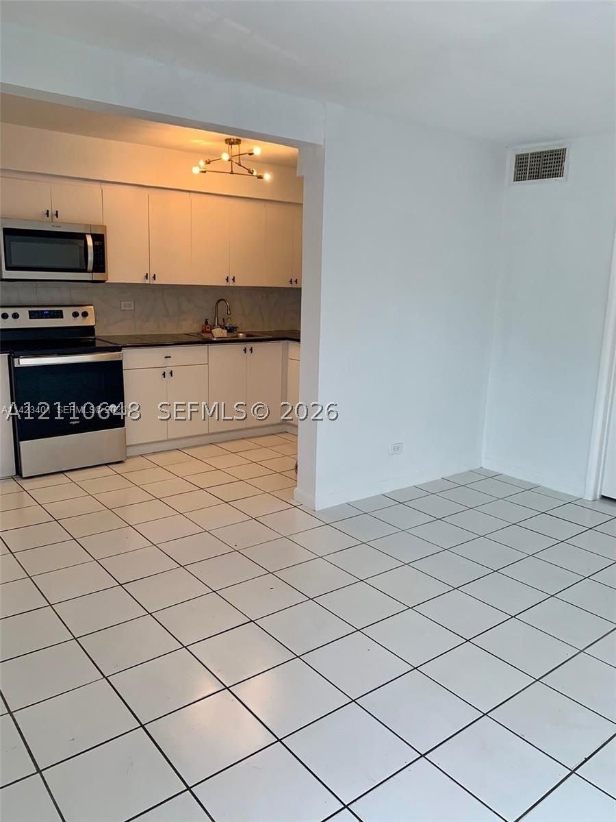 1610 NW N River Dr 109