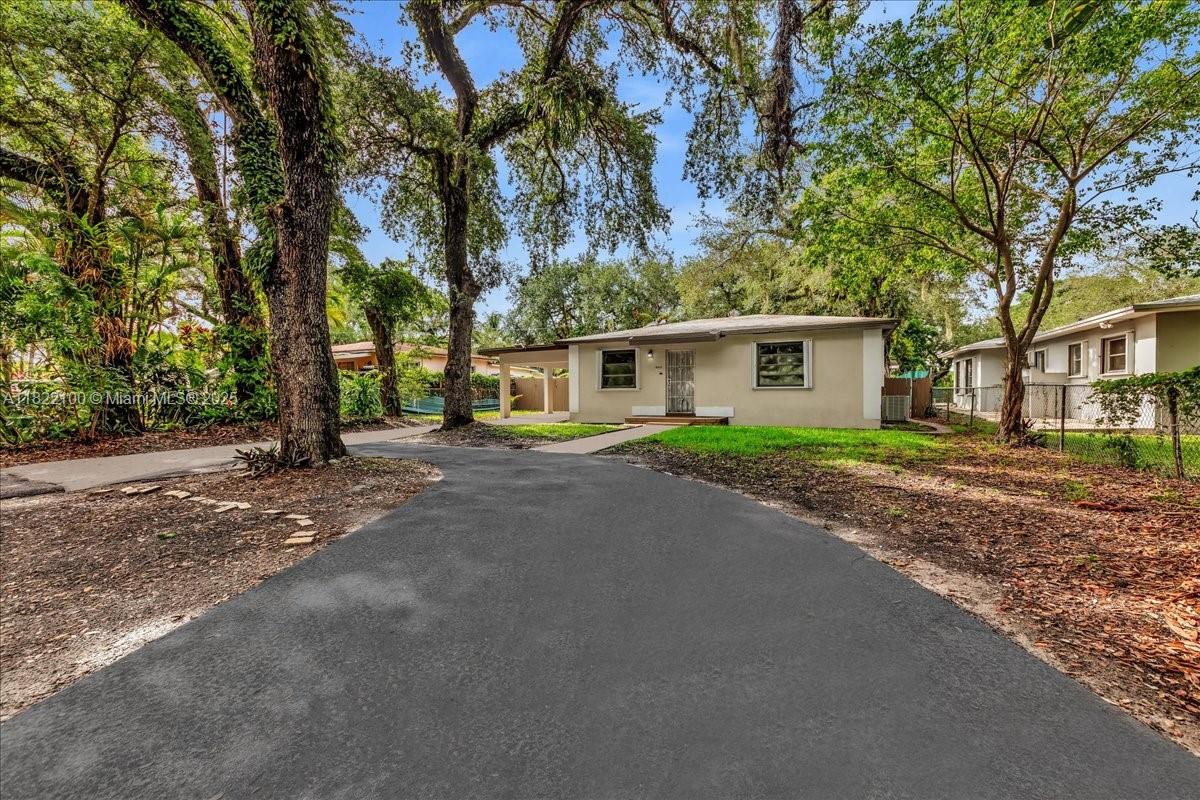 Rental Property at 6221 Sw 35th St 1, Miramar, Broward County, Florida - Bedrooms: 4 
Bathrooms: 2  - $3,300 MO.