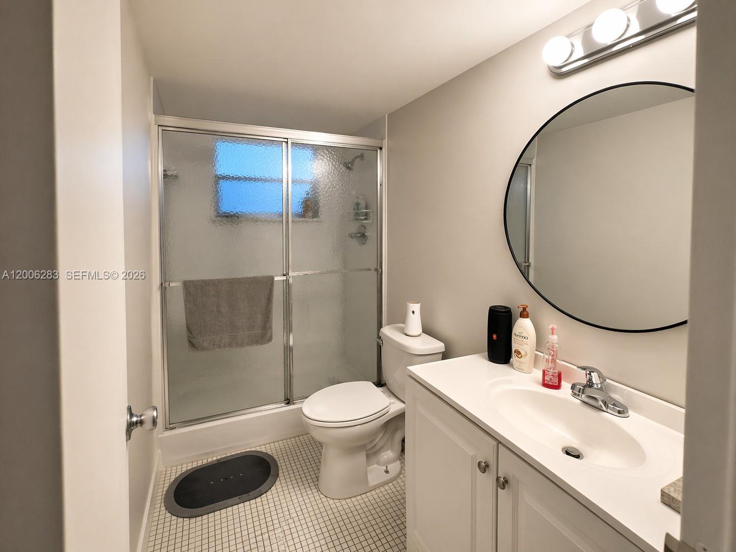 SANDS POINT CONDOMINIUM V - Residential