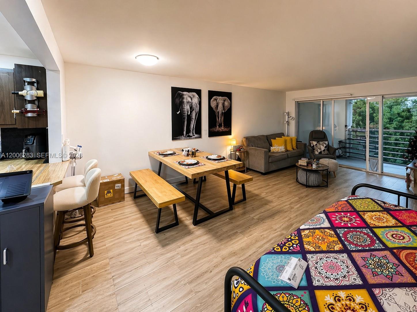 SANDS POINT CONDOMINIUM V - Residential