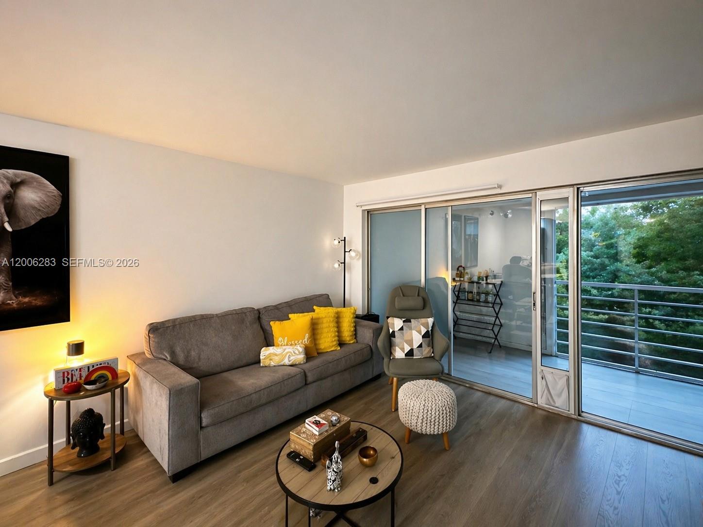 SANDS POINT CONDOMINIUM V - Residential