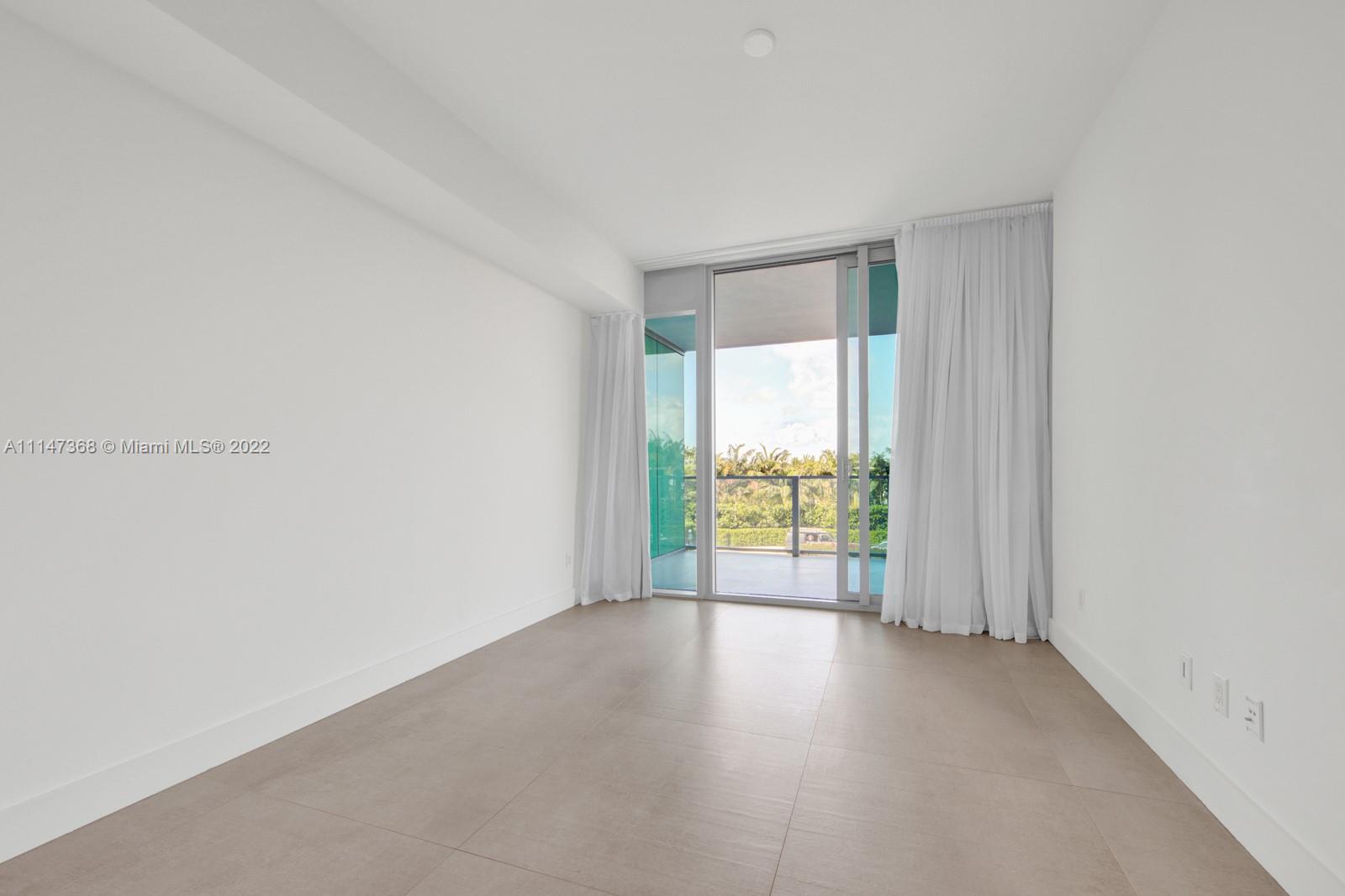 OCEANA KEY BISCAYNE CONDO - Residential