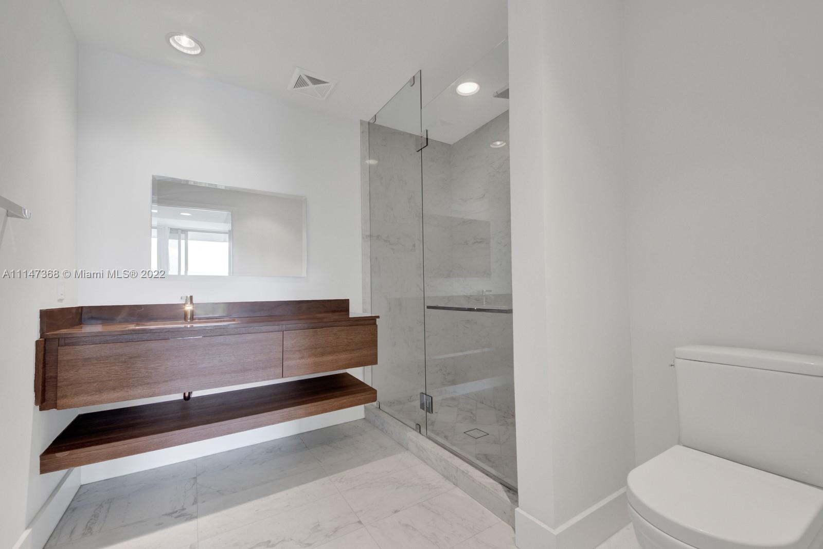 OCEANA KEY BISCAYNE CONDO - Residential