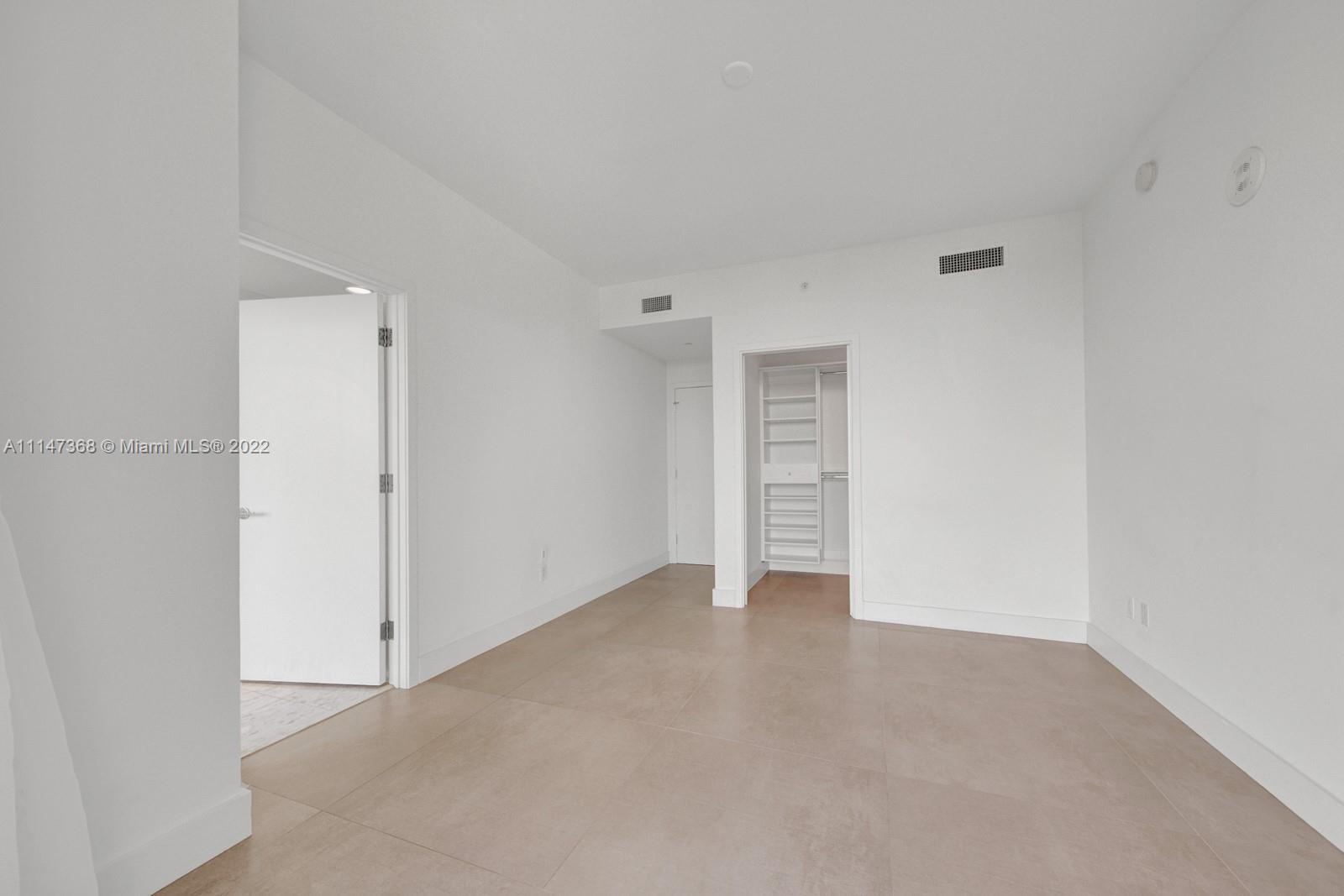 OCEANA KEY BISCAYNE CONDO - Residential