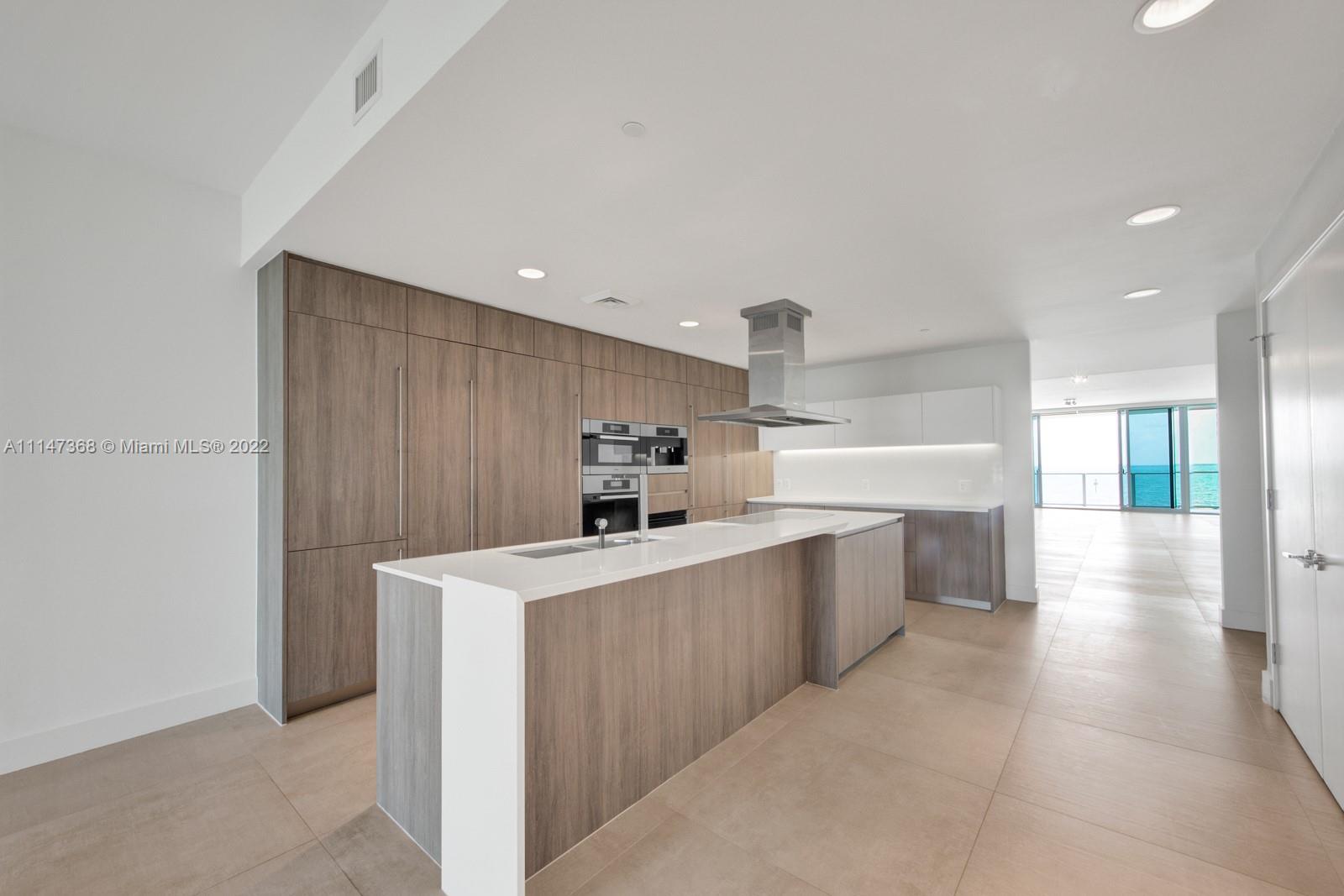 OCEANA KEY BISCAYNE CONDO - Residential