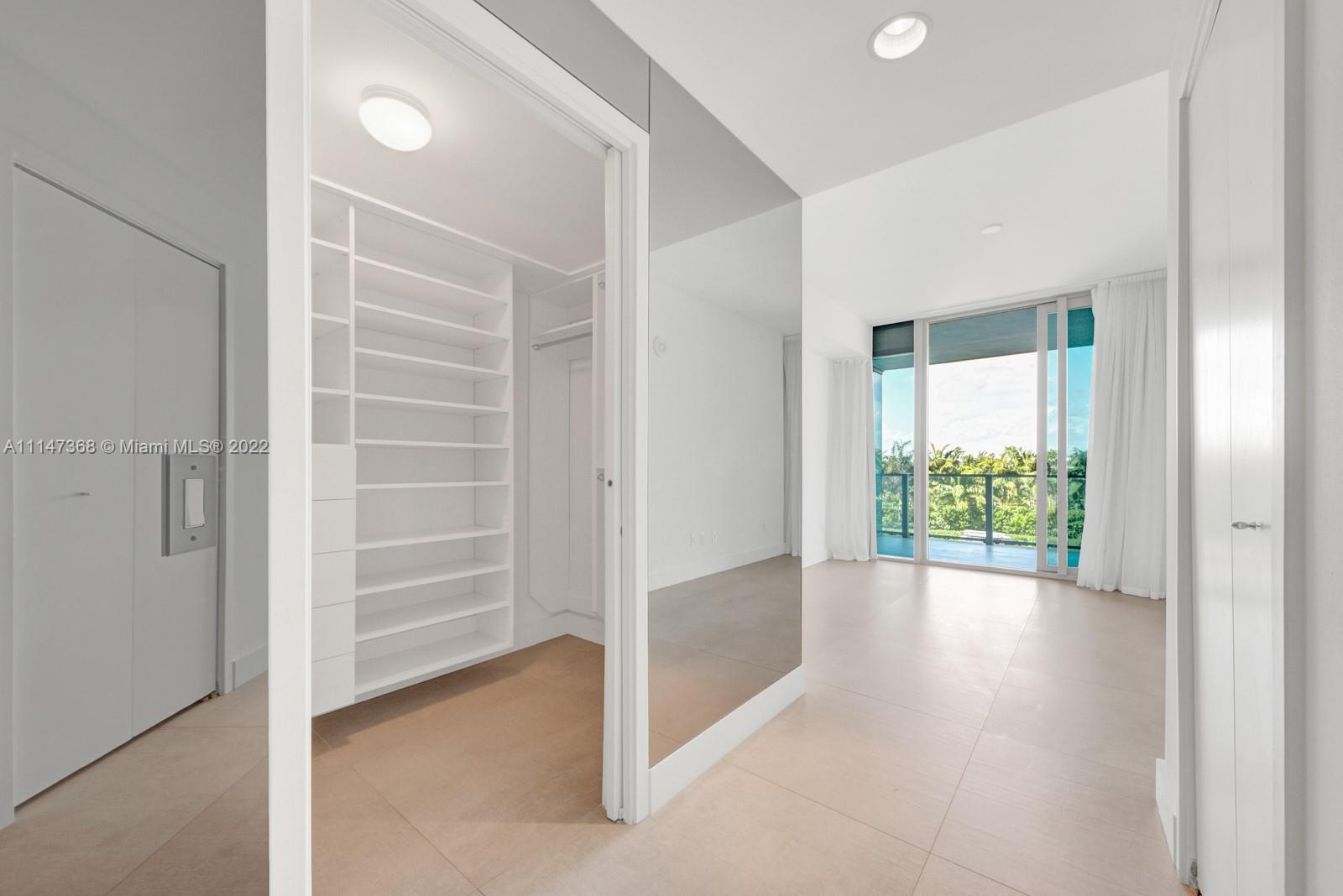 OCEANA KEY BISCAYNE CONDO - Residential
