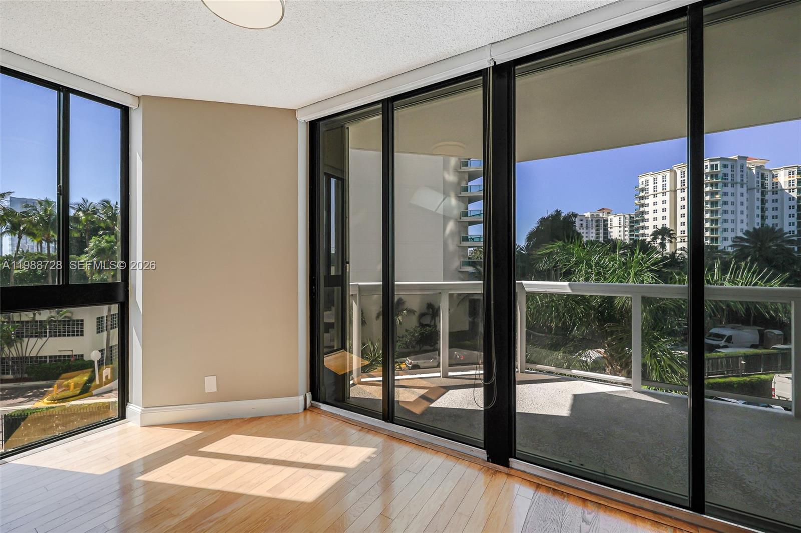 THE LANDMARK CONDO - Residential