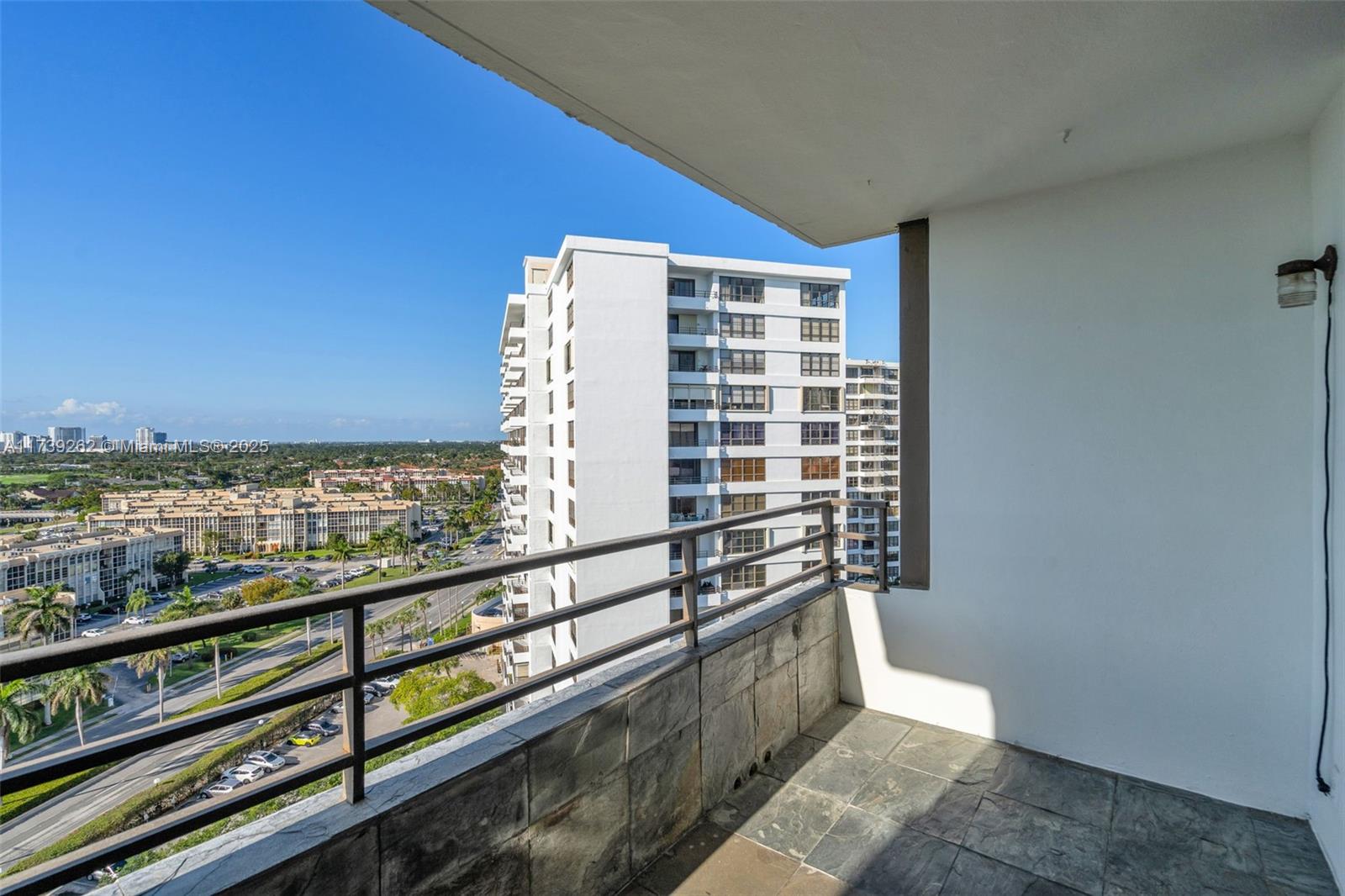 OLYMPUS CONDO PHASE - Residential