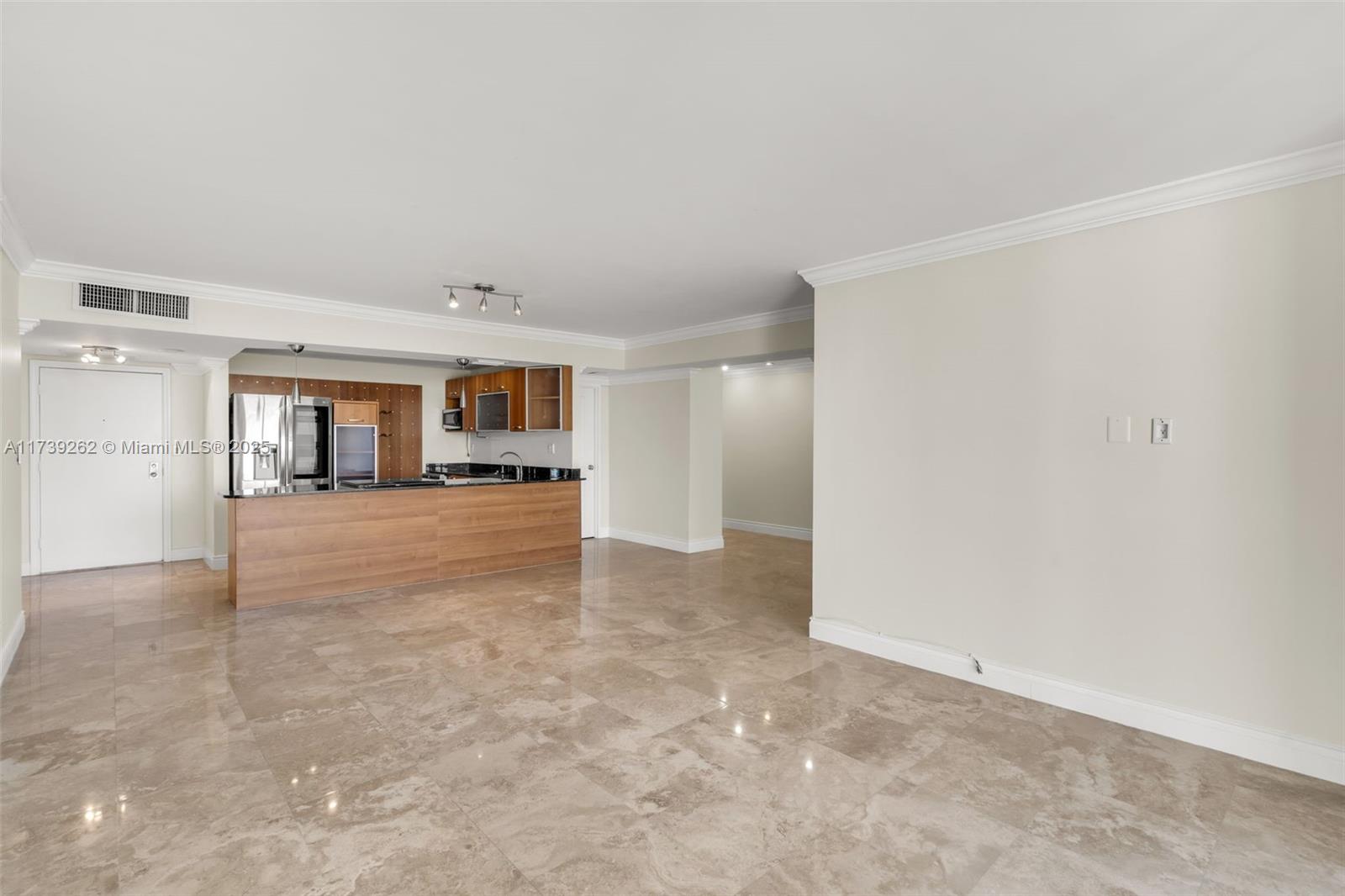 OLYMPUS CONDO PHASE - Residential