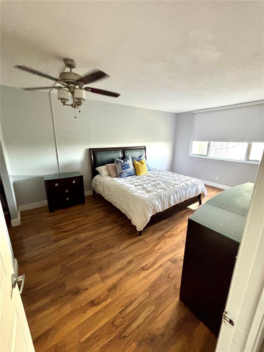 HILLCREST NO 21 CONDO - Residential