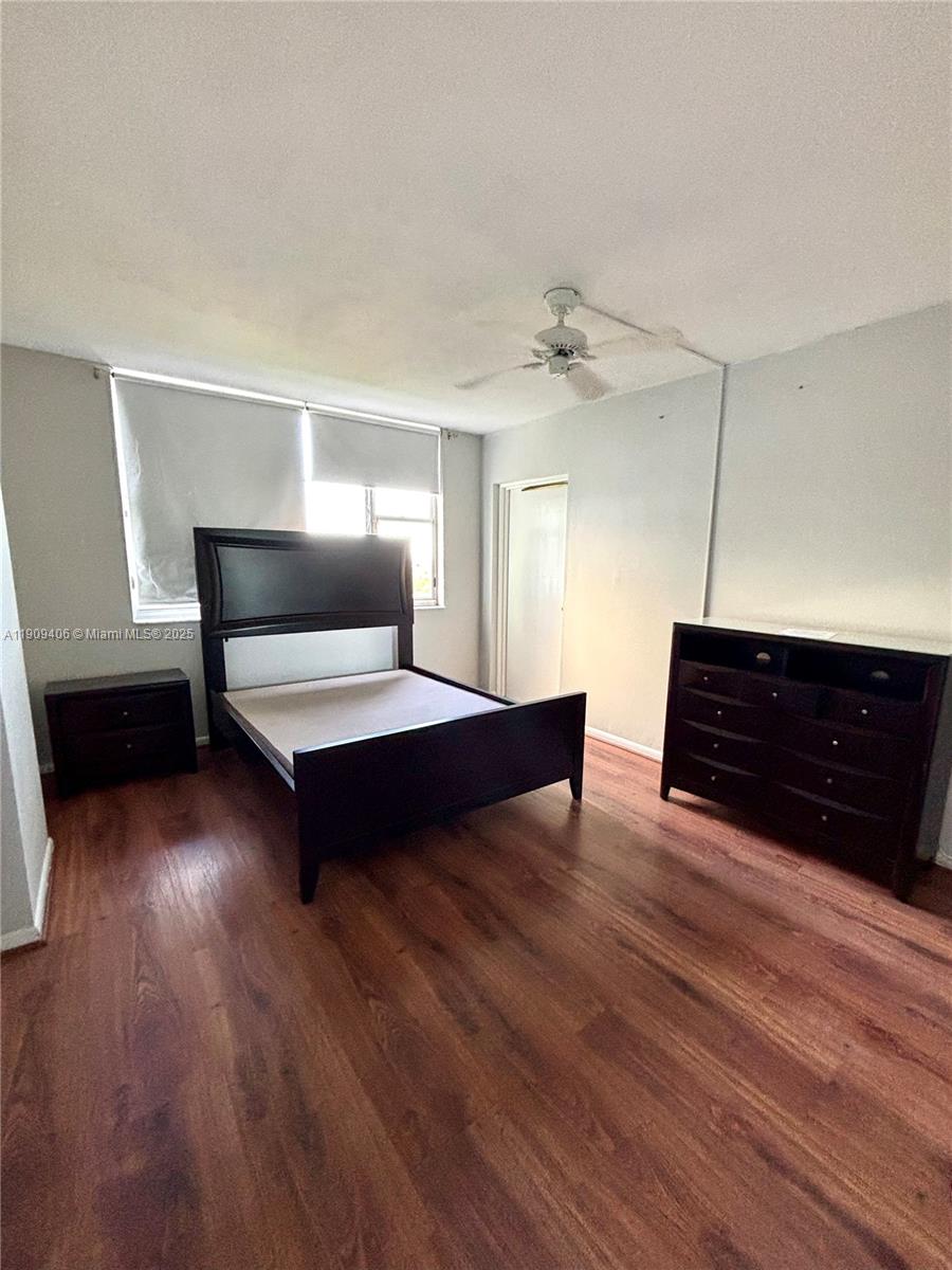 HILLCREST NO 21 CONDO - Residential