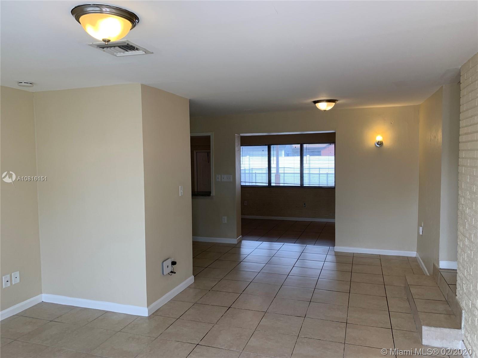 PEMBROKE PINES NO 2 - Residential