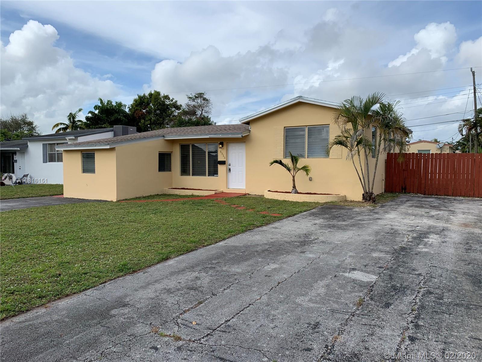 PEMBROKE PINES NO 2 - Residential