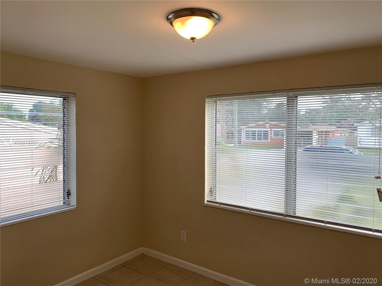 PEMBROKE PINES NO 2 - Residential