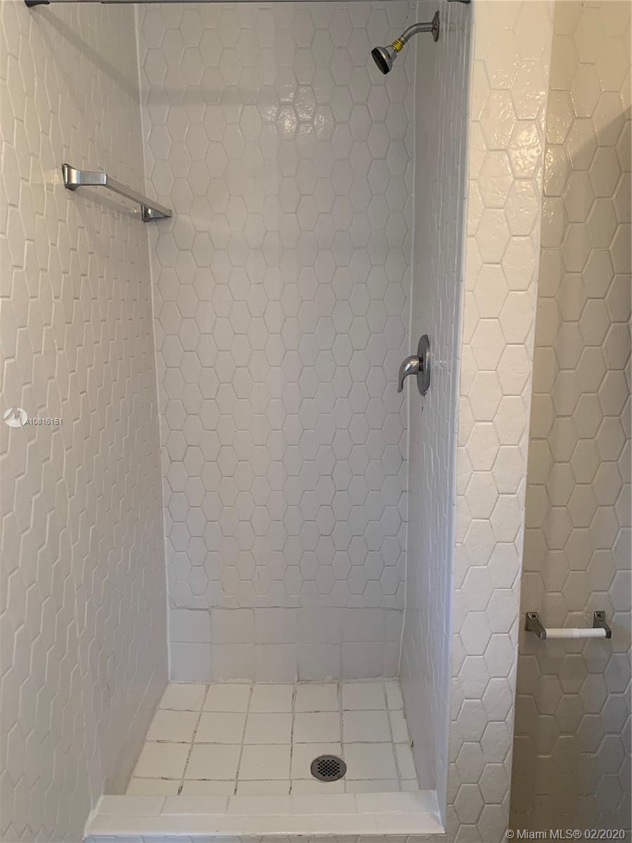 PEMBROKE PINES NO 2 - Residential