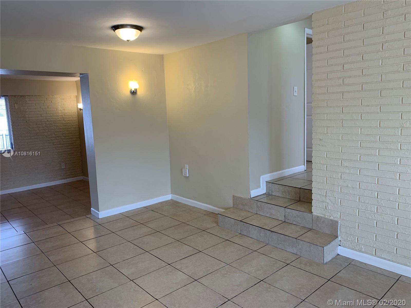 PEMBROKE PINES NO 2 - Residential