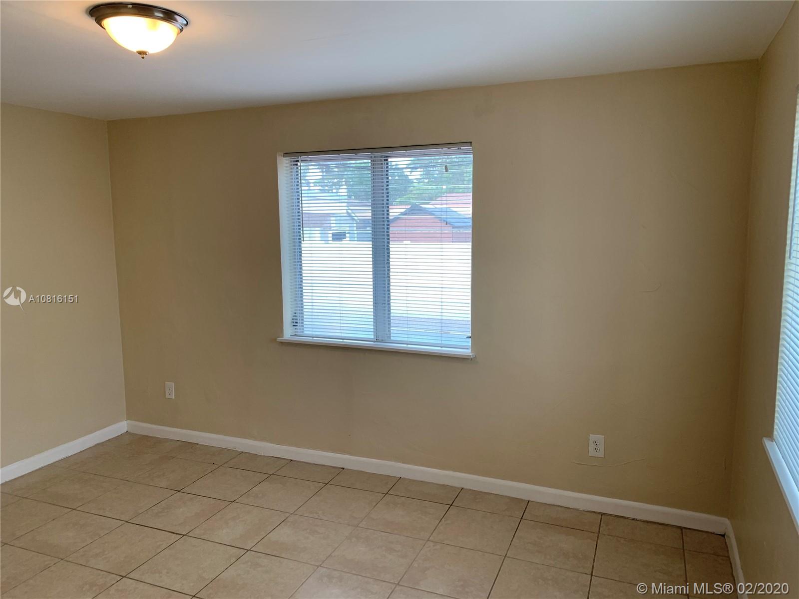 PEMBROKE PINES NO 2 - Residential