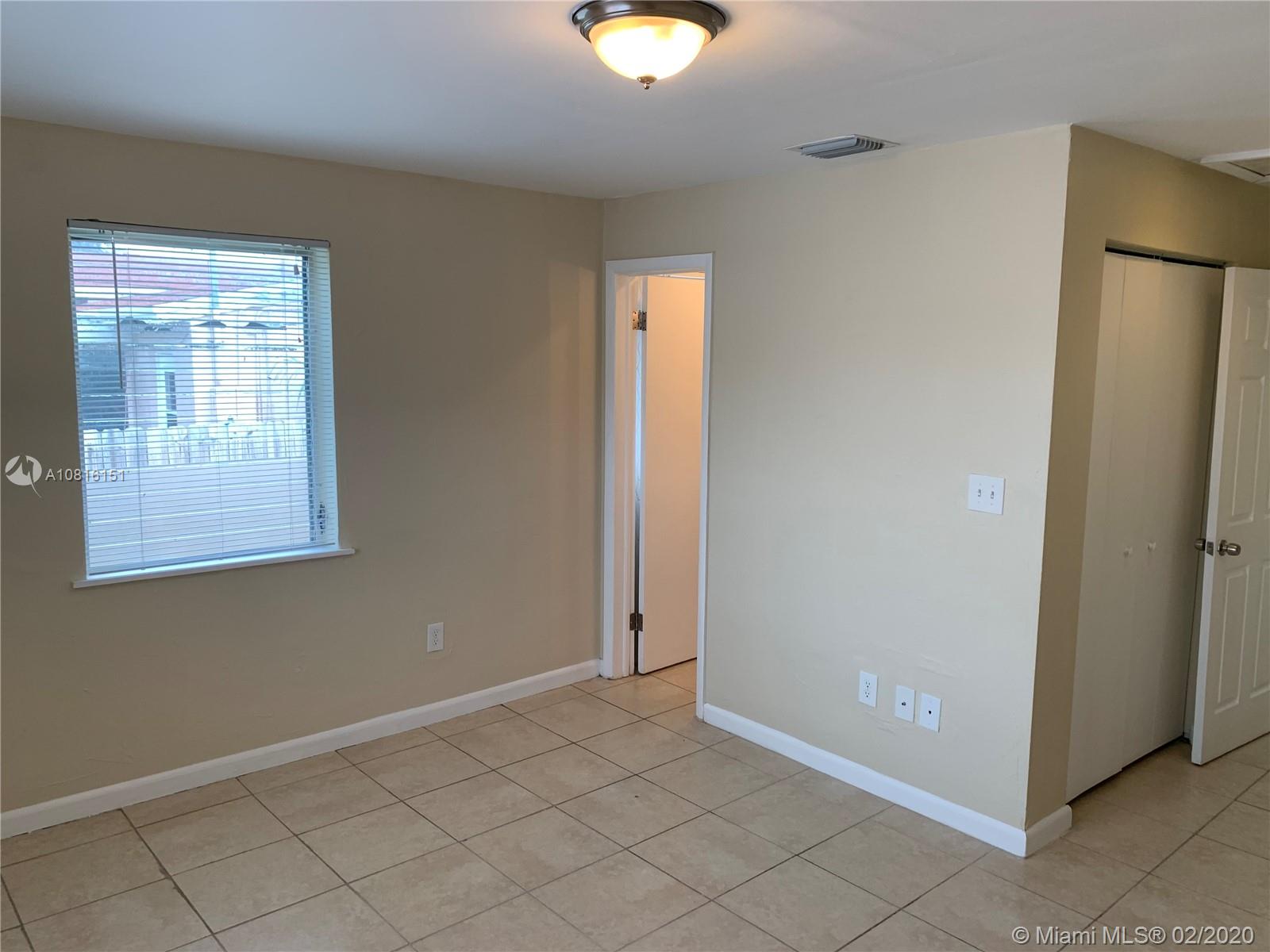 PEMBROKE PINES NO 2 - Residential