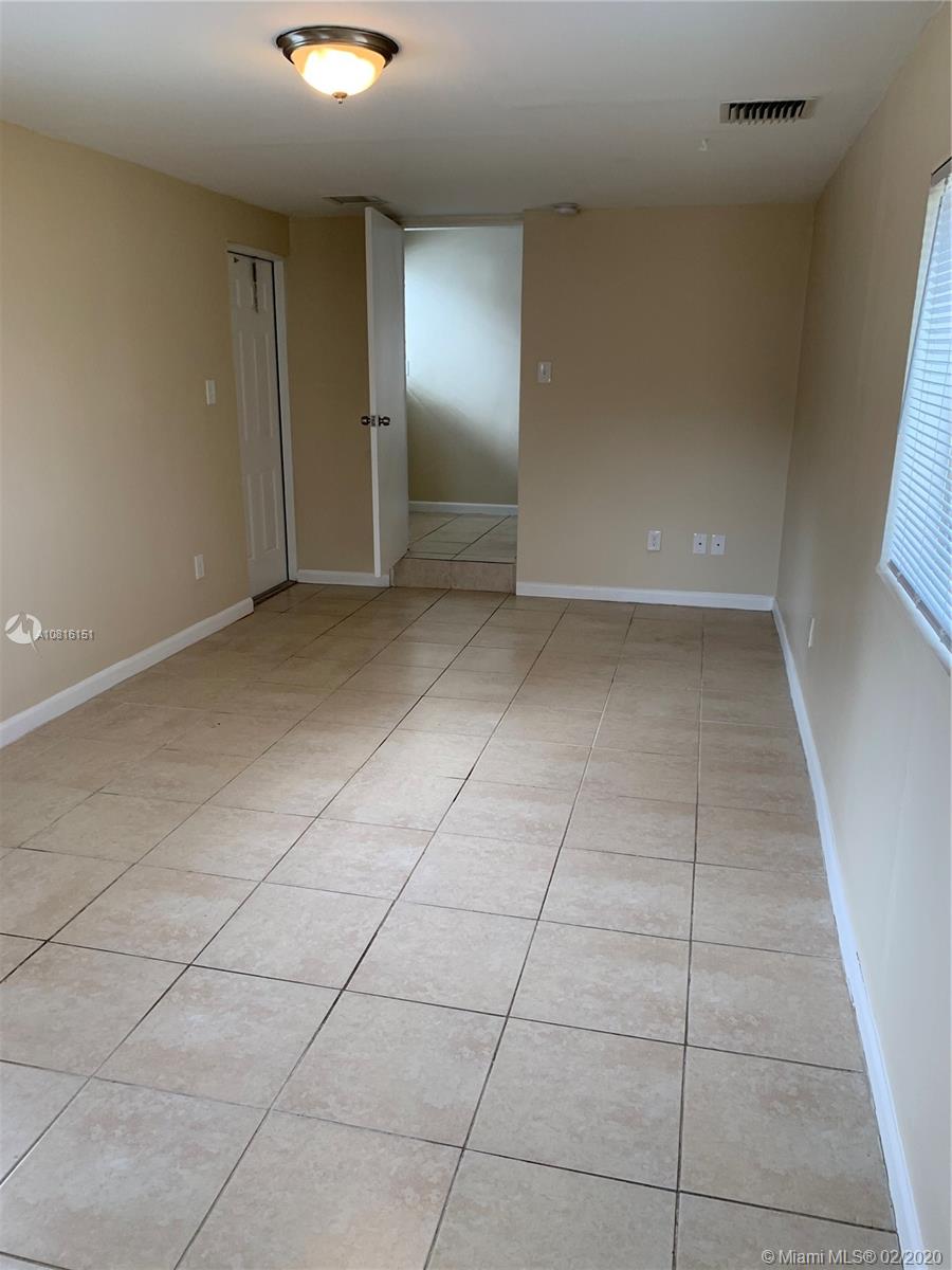 PEMBROKE PINES NO 2 - Residential