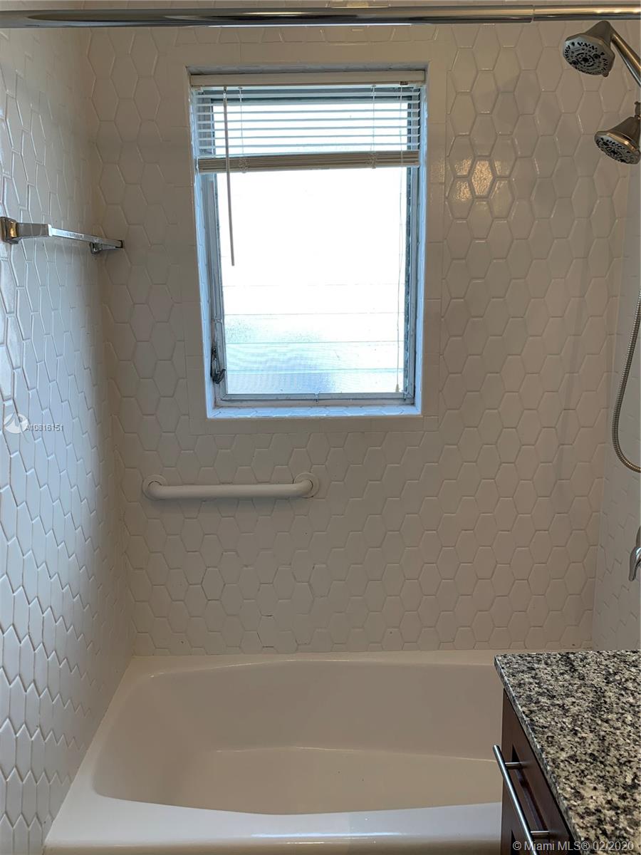 PEMBROKE PINES NO 2 - Residential