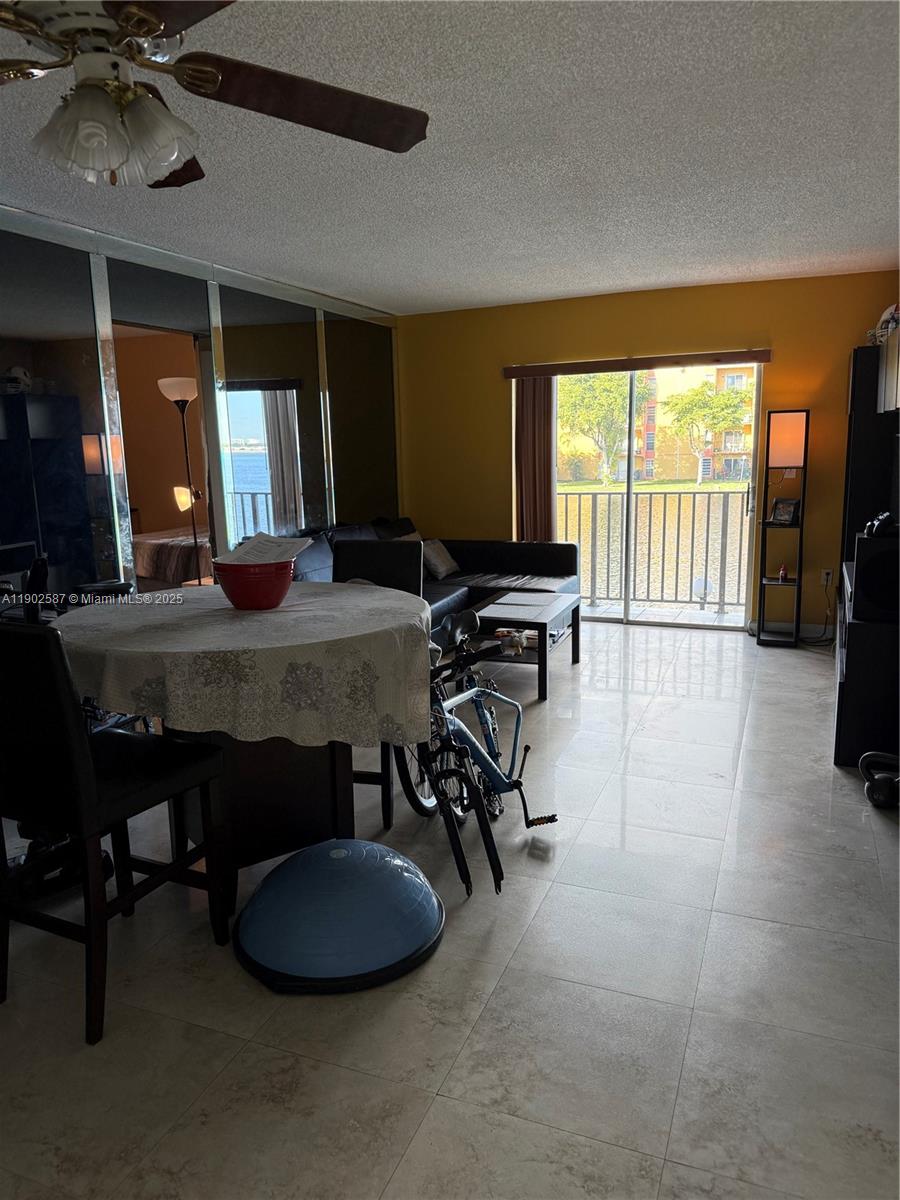 SUNSET VILLAS PHASE III - Residential