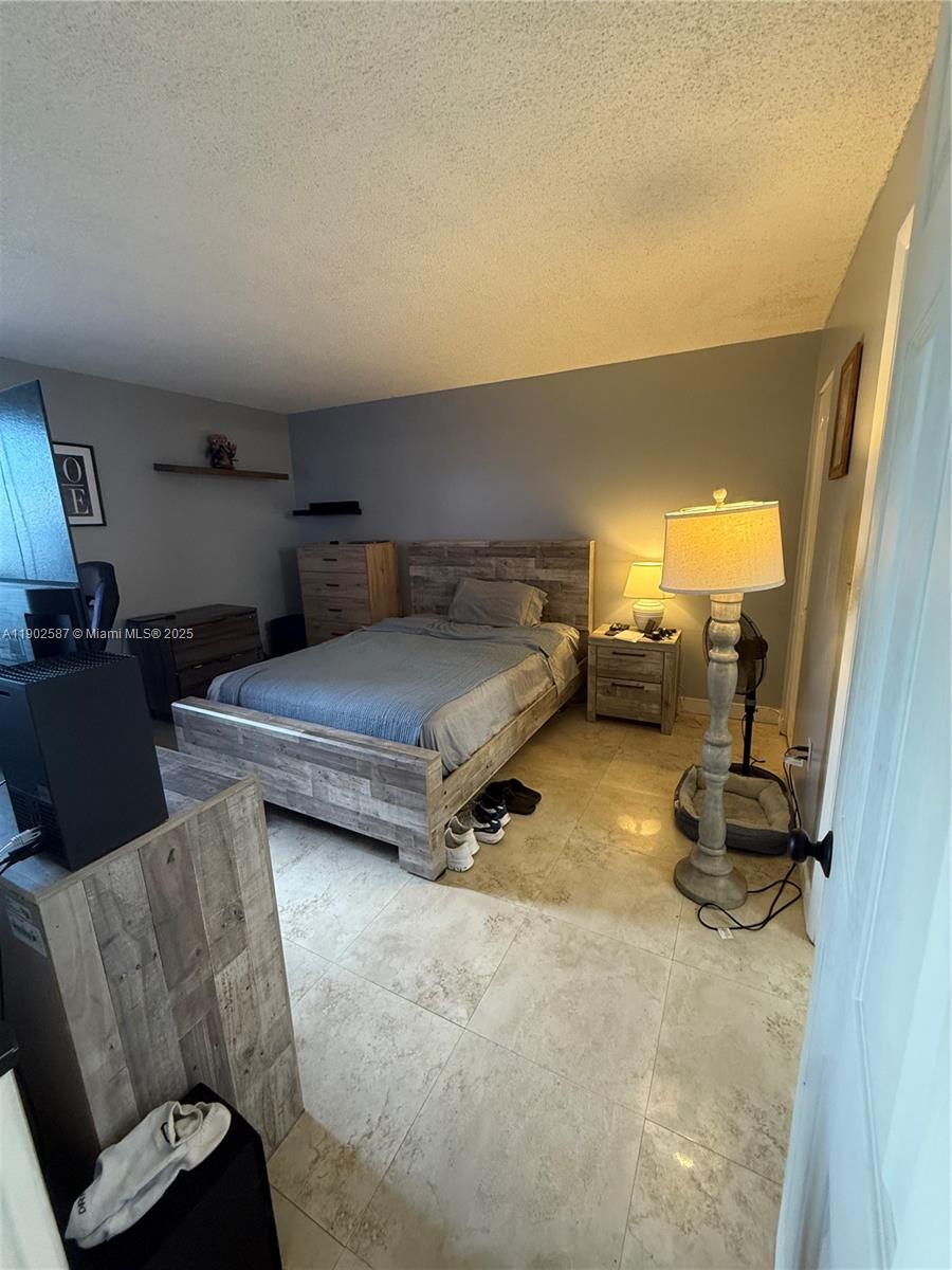 SUNSET VILLAS PHASE III - Residential
