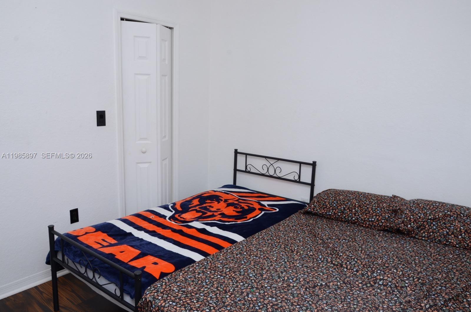 KENDALL BREEZE SOUTH - Residential