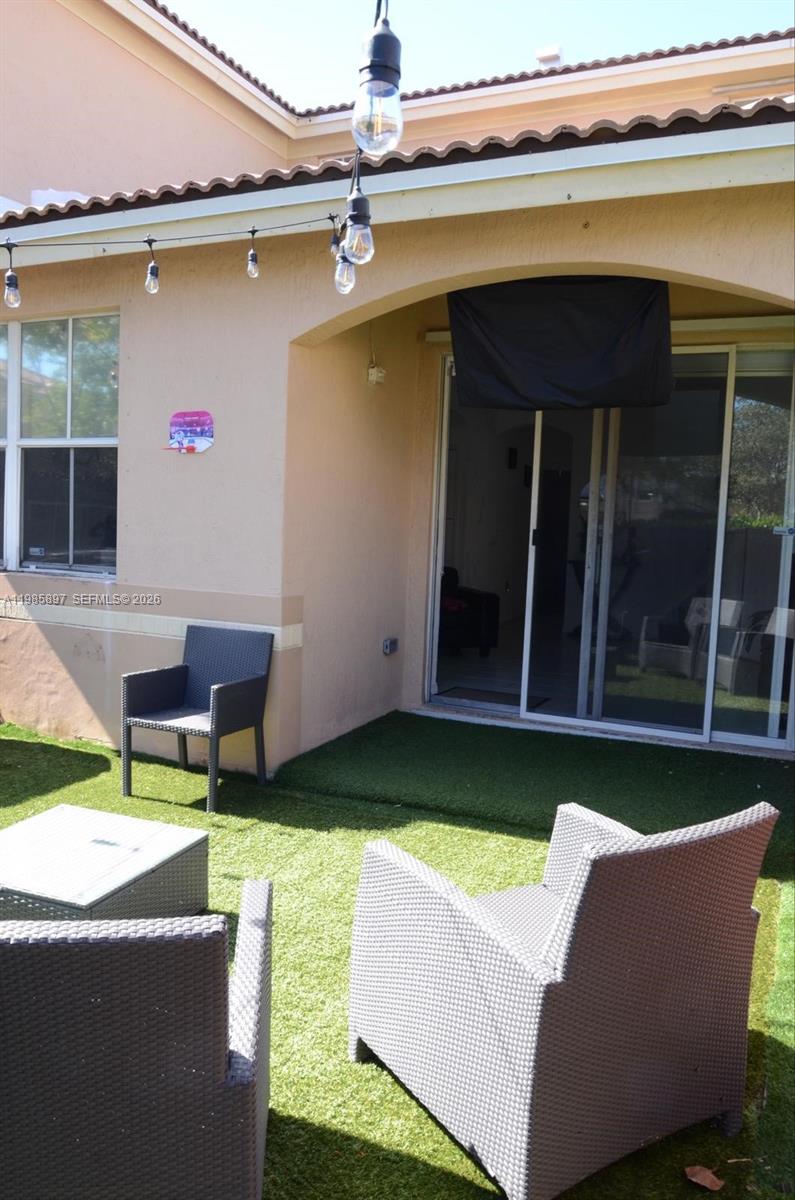 KENDALL BREEZE SOUTH - Residential