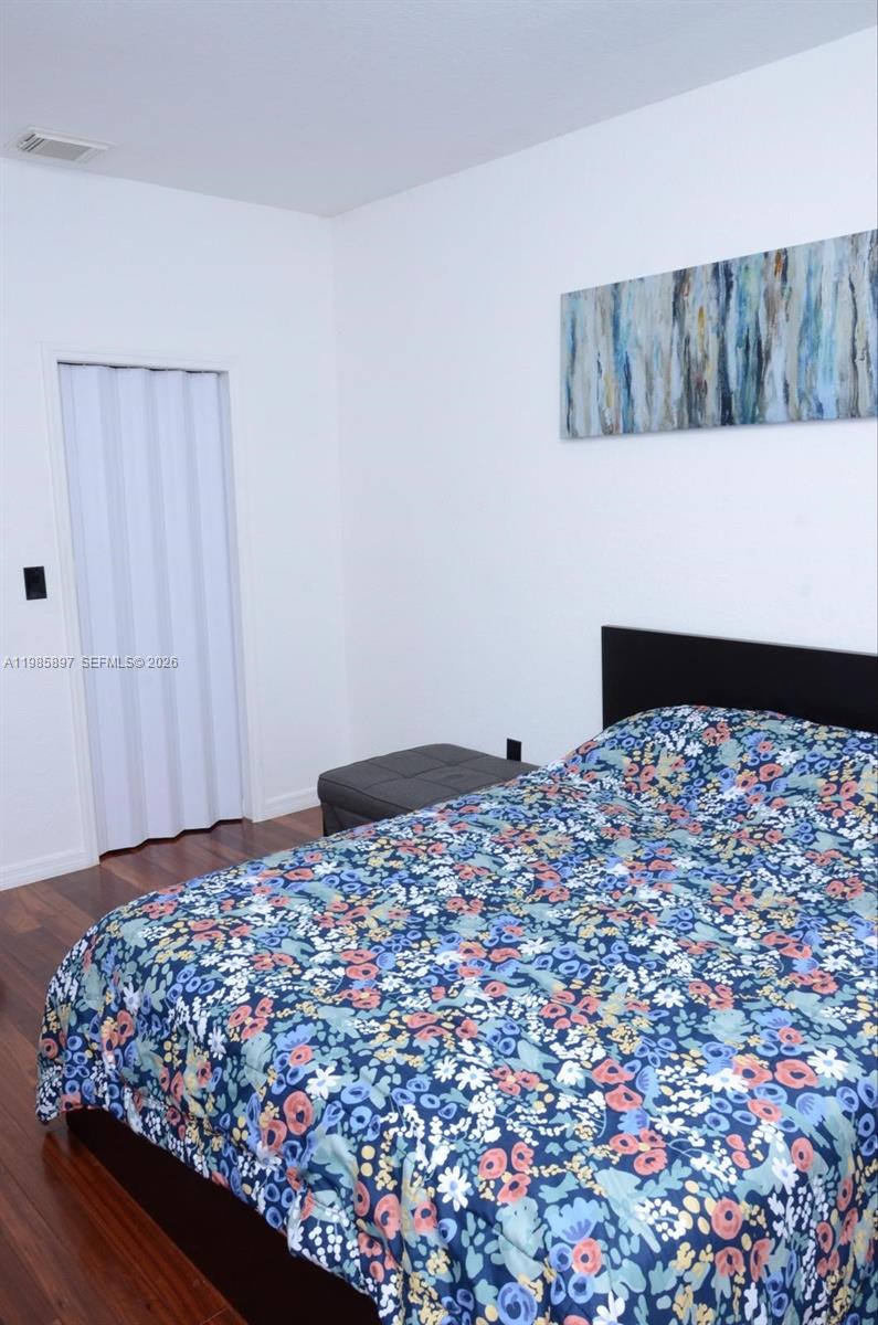 KENDALL BREEZE SOUTH - Residential