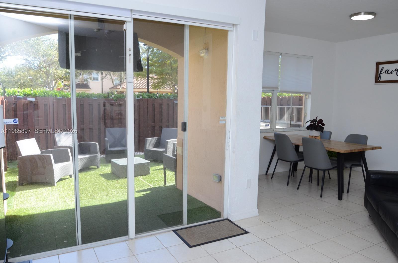 KENDALL BREEZE SOUTH - Residential