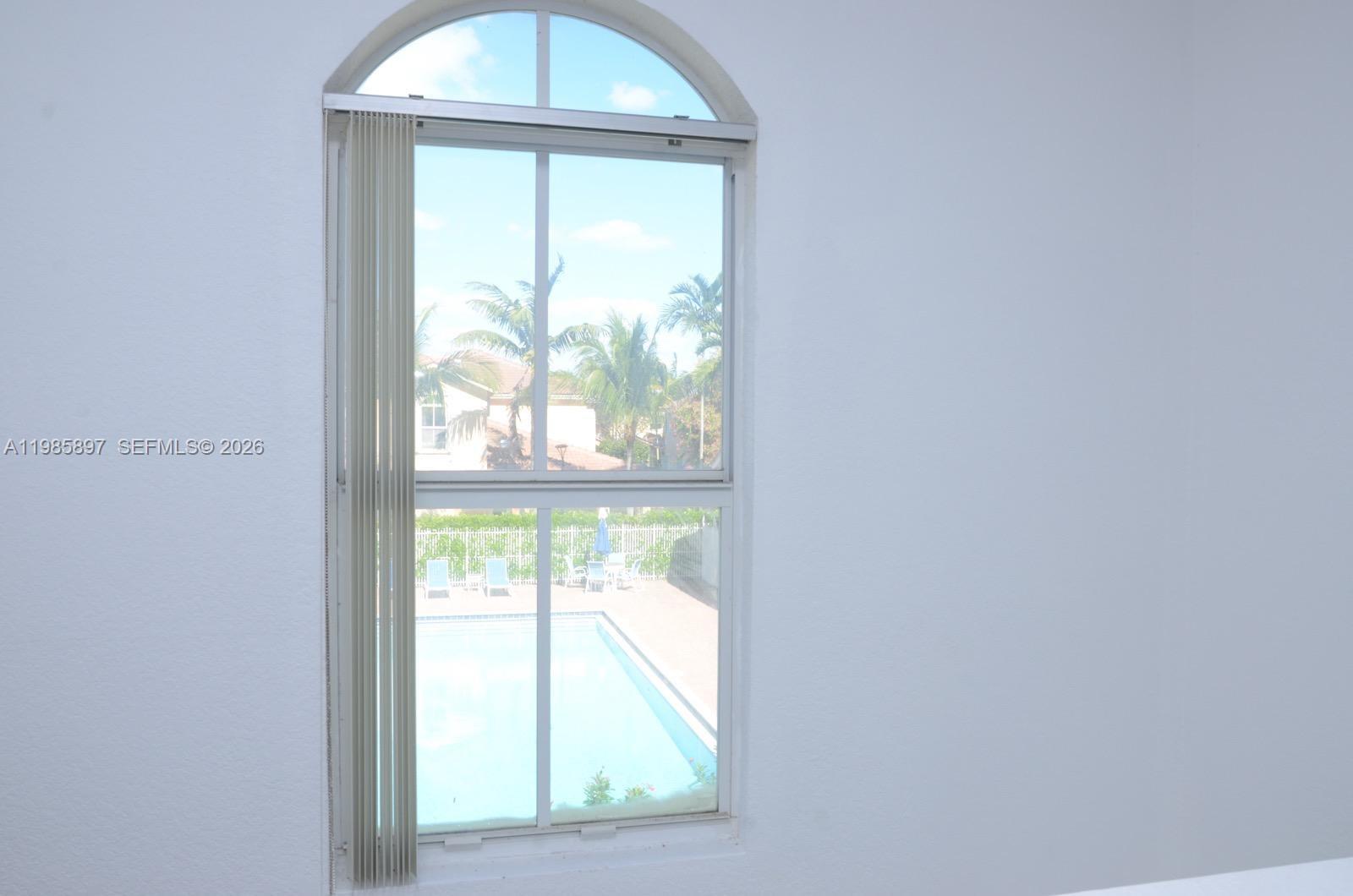 KENDALL BREEZE SOUTH - Residential