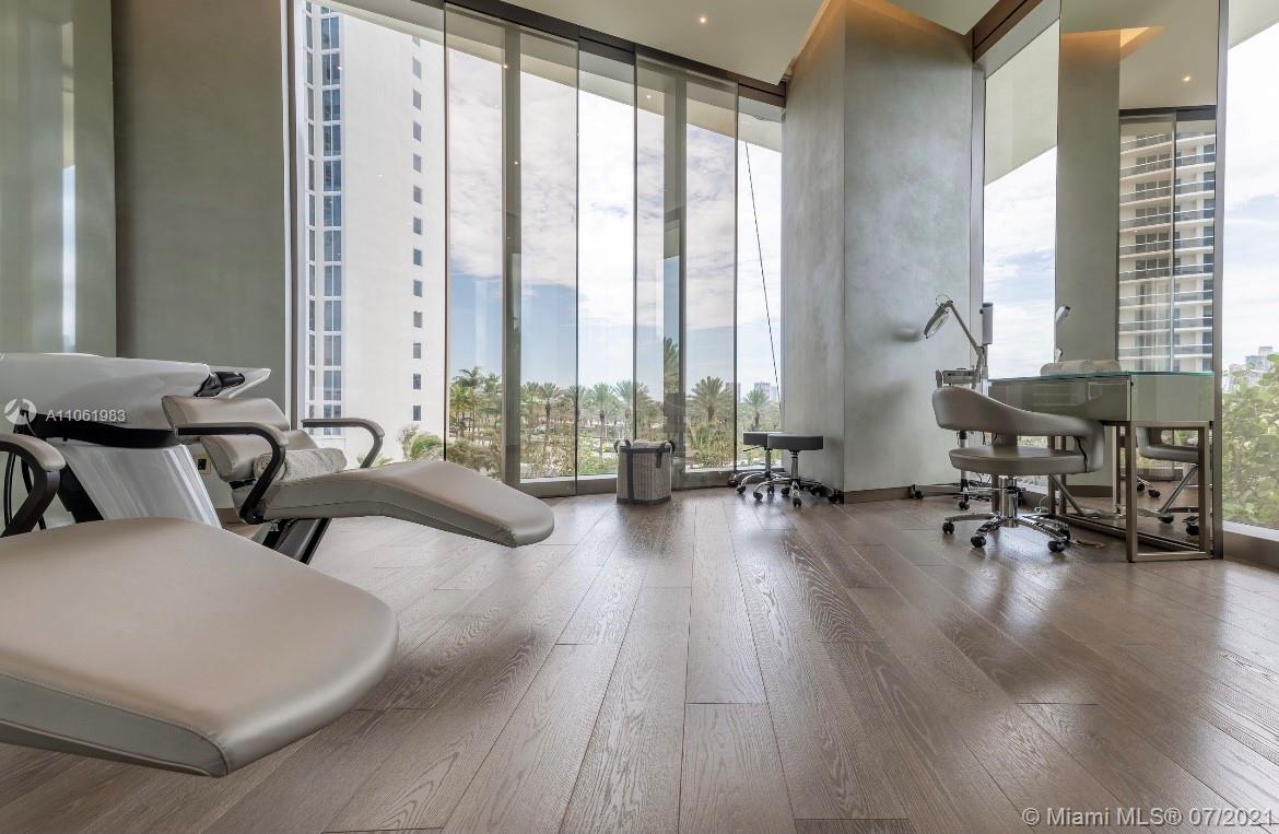 18975 COLLINS CONDO - Residential