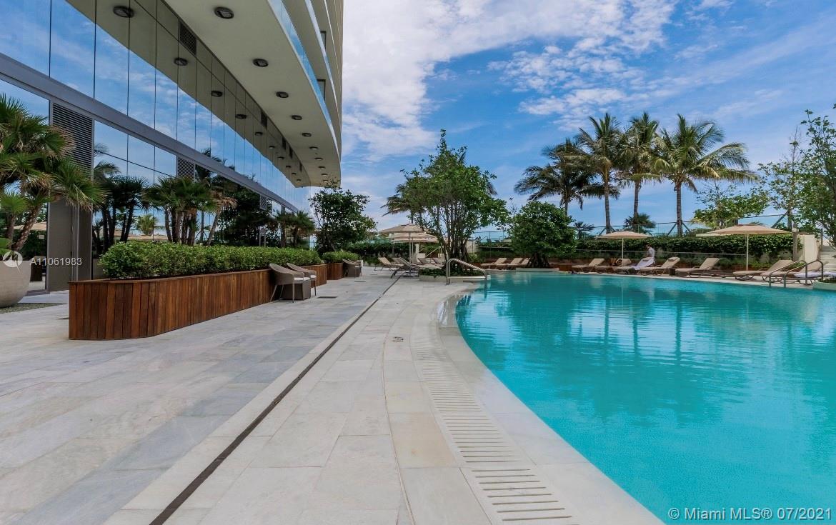 18975 COLLINS CONDO - Residential