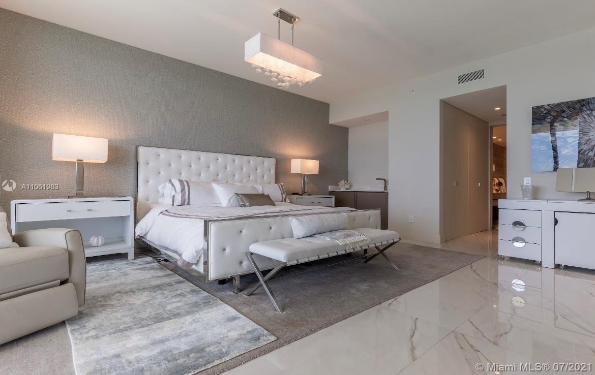 18975 COLLINS CONDO - Residential