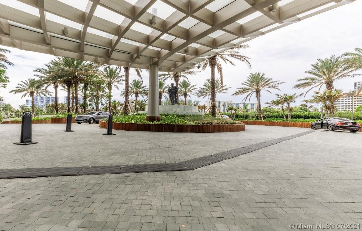 18975 COLLINS CONDO - Residential